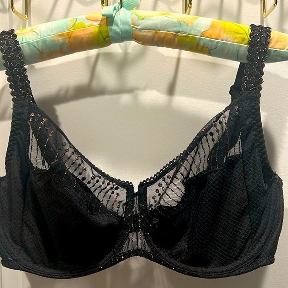 Chantelle uw bra 36D black w/gold trim   Excellent condition/nearly new - Picture 2 of 7